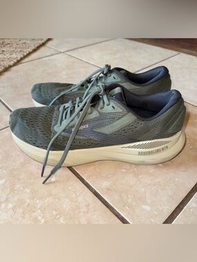 Brooks Adrenaline 24 Running Shoes Sneakers